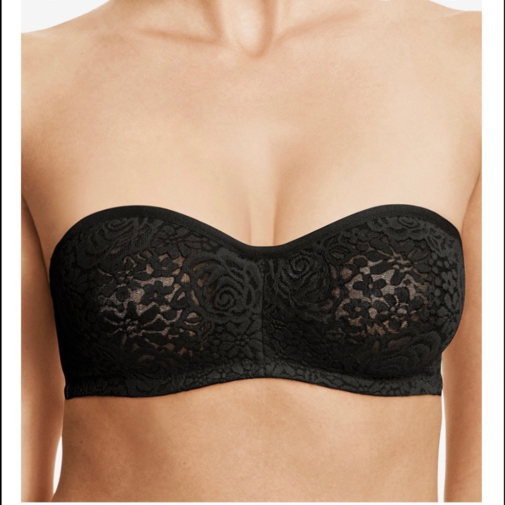 🔥NWT Wacoal Strapless/Multi-way black lace bra🔥